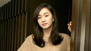 수애 “예뻐보이던 ‘서른살 치매’ 일부러 안 망가졌냐고요?”
