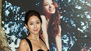 [포토] 전혜빈, 걸음마다…섹시미 ’뚝뚝’