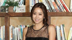 [포토] 전혜빈, 샤론스톤 뺨치는 각선미 ‘위험한 포즈’