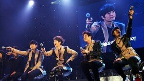 [연예 뉴스 스테이션] 2AM 일본 데뷔 싱글, 타워레코드 예약 차트 1위