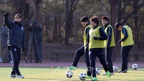 홍명보 감독 “드디어 올림픽의 해…결실 기대하라”