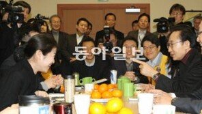 MB “아이 낳는게 외교업무보다 중요”