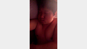 한유라, 남편 정형돈 ‘토실토실’ 누드 사진 공개