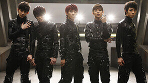 마이네임, 옥상달빛과 어쿠스틱으로 입 맞추다