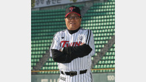 [코치, 그들을 말한다] LG 김무관 타격코치 “당신이 뭘 가르쳐?”…그 말이 나를 키웠다