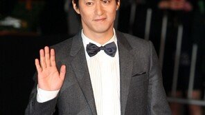 장동건? 김명민? 차승원? ‘신·김’의 남자는 주진모였다