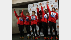 [포토] 보이프렌드, 화이팅 넘치게 하늘 높이 ‘넘버원!’