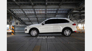 [포토] 질주본능 작렬, 포르쉐 카이엔s 하이브리드