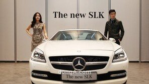 [포토] “잘 빠졌네…” 강렬해진 벤츠 더 뉴 SLK 