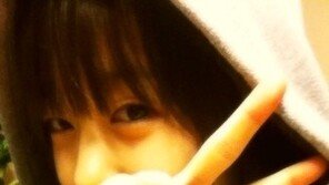 ‘귀요미’ 박보영, 얼굴만 ‘빼꼼~’