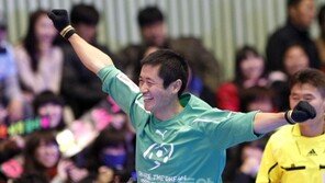 35세 체력짱 이영표…최용수도 놀랐다