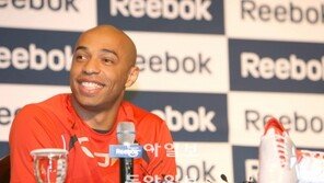 앙리 골, 아스널 FA컵 32강 진출… 박주영 또 결장