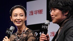 [포토] 이나영 ‘내가 아침 이슬같은 배우구나’