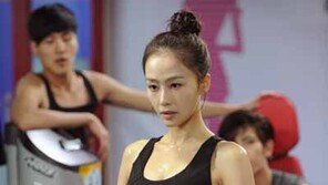 [포토]홍수현 ‘이 정도면 미인계 통할까요?’