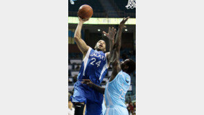 ‘쇼타임 대폭발’ 삼성, 올시즌 홈 전패 끊었다