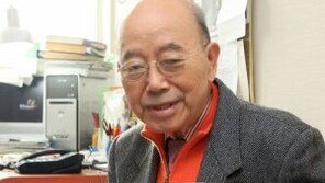 [단독]“납북된 동생, 살아있는지…” 60여년 눈물 85세 형, 동생 모교에 1억을 내놓다