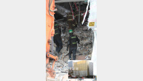 강남 한복판서 리모델링빌딩 붕괴… 1명 사망