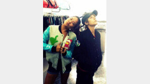 엠버 친언니 공개 ‘누가 엠버이고 누가 언니?’