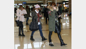 [포토]음악에 빠진 미쓰에이, ‘못 본척 못 들은 척’도 콘셉?