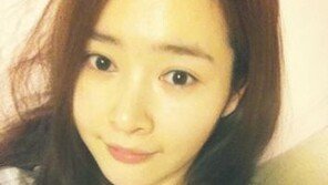 메이비 ‘침대셀카’ 공개… “진짜 30대 맞아?”