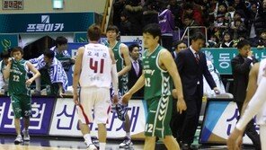 [포토] 인삼공사, 41점 역대 최소득점 ‘졸전’