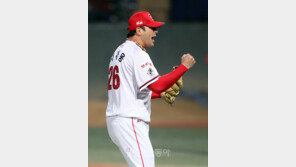 빅리그 시절 몸 찾았다 서재응 “예술투 앙코르”