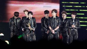 [포토] 인피니트, ‘대세돌’이란 이런 것! 본상+한류아이콘상 2관왕