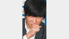 ‘국민 신랑’ 박지성 또 열애설… “피곤하니 자야겠다”