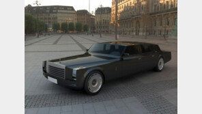 러시아 대통령이 타는 車, 이렇게 못생겼어?