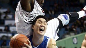 [포토] 로드 ‘허리 조심해!’