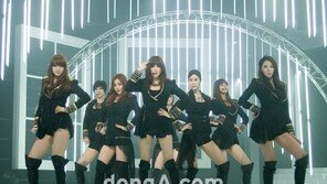 ‘컴백’ 나인뮤지스, 선정적 안무도 예술로 승화?…섹시 퍼포먼스 ‘종결자’