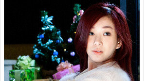 [더우먼동아 스타 뷰티] 정려원의 카리스마 넘치는 ‘엣지 메이크업’