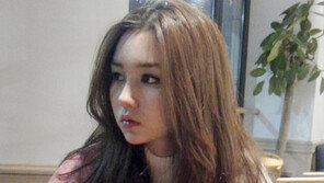 ‘쇼콜라’ 티아, 16살 맞아? 티셔츠만 입어도 성숙미 ‘물씬’