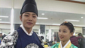 여진구 “원빈 얼굴에 조인성 몸매 닮고파”