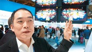 ‘황홀한 스마트 城’ 15분간 마법에 빠진다