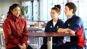 [포토] ‘피겨퀸’ 김연아, 웃음도 호탕 ‘반달 눈웃음’