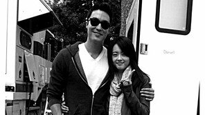 다니엘 헤니, 고아라와 다정한 포즈… “둘다 너무 훈훈해”