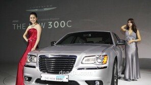 [포토] 더 뉴 300C 디젤, 연비가 얼마야?