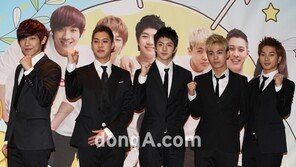 [포토] 엠블랙 ‘육아일기, 자신있어요’