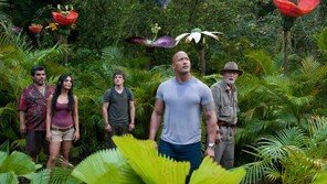 드웨인 존슨 “이병헌, 존재감 커…할리우드 스타 가능성 있어”