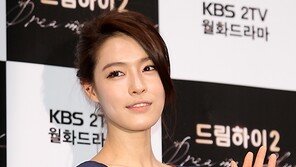 [포토] 가희 ‘전 교사랍니다’