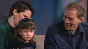 여자관계 無 ‘숫총각’ 14명의 아이출산 “충격”