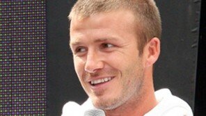 英 축구 단일팀, 와일드 카드 후보에 ‘베컴-긱스’ 선정