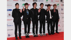 [포토] 비스트, 올 시크 블랙…역시 패셔니스타!