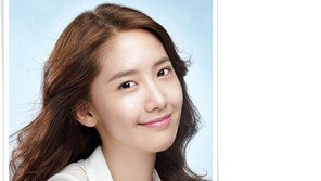 [우먼 동아일보 스타 뷰티] 수분을 머금은 윤아, 이민정, 산다라박… 촉촉한 피부를 자랑하는 스타 3의 ‘수분크림’ 활용 팁!