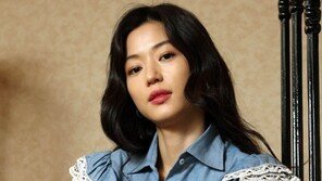 [단독] 전지현, 동갑내기 금융인과 6월 결혼