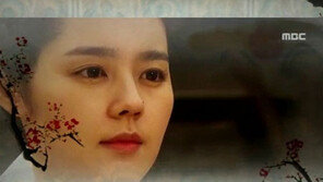 ‘해품달’ 한가인, 마성의 5초 등장…‘눈부신 미모’