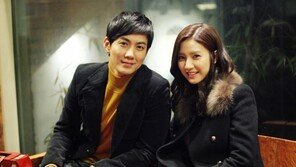 류진-김소은 커플 “새해 복 많이 받으세요”