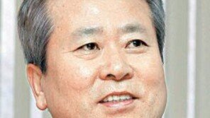 신상훈 前신한지주 사장 “금융사 CEO는 2회 연임이 적당”