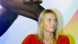 샤라포바, 호주오픈 결승 진출… 크비토바에 설욕